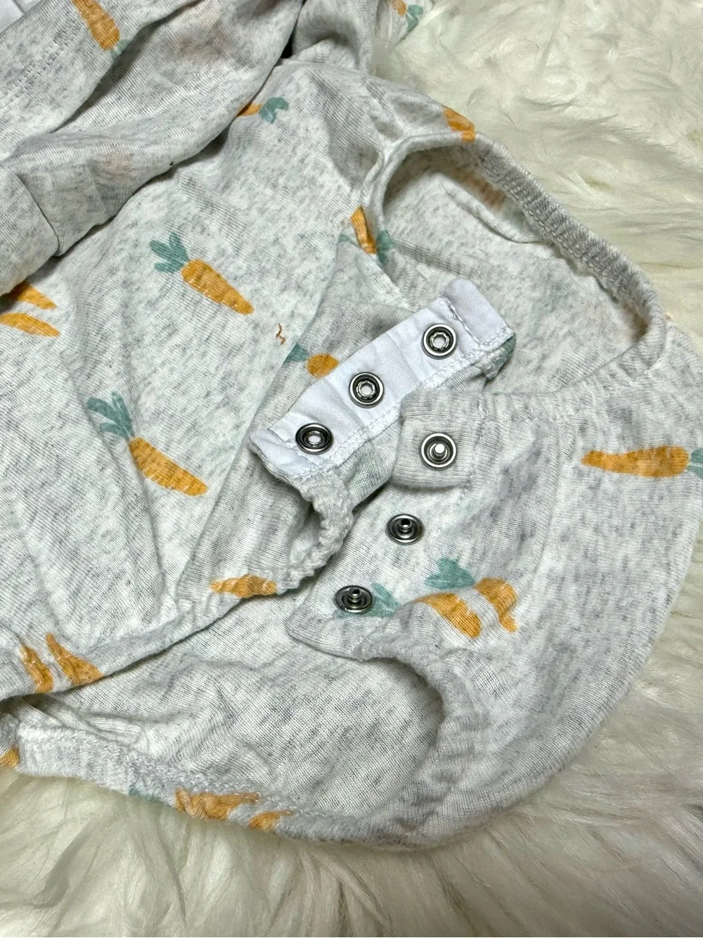 Baby Girls White Cardigan & Gray Carrot-Print Dress Set